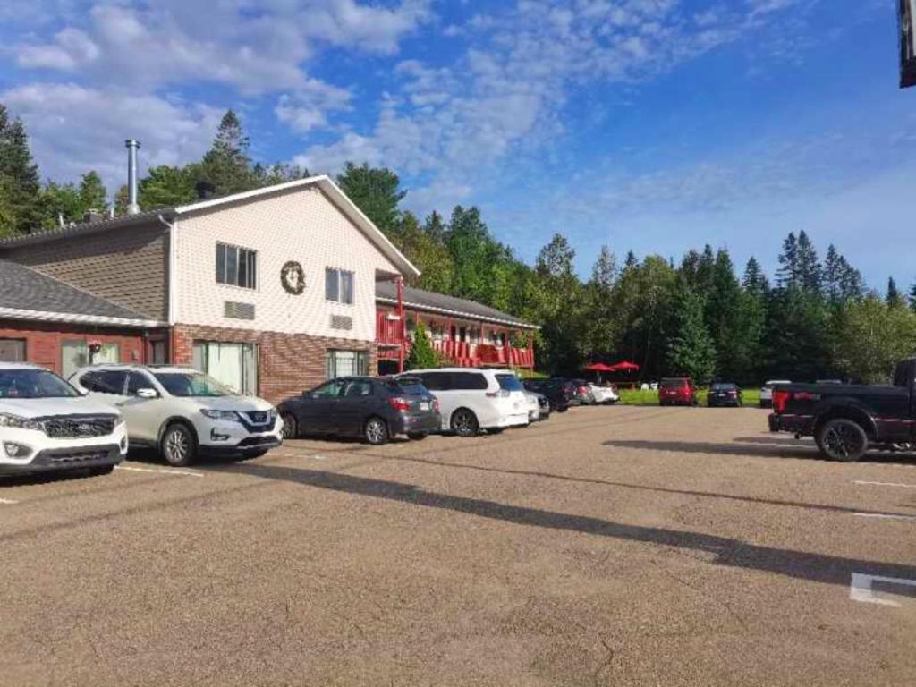 Motel Le Radisson De Val-David Εξωτερικό φωτογραφία
